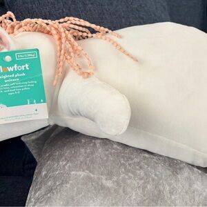 Pillowfort Weighted Plush Unicorn 3lbs. New with Tags Comfort for Anxiety
